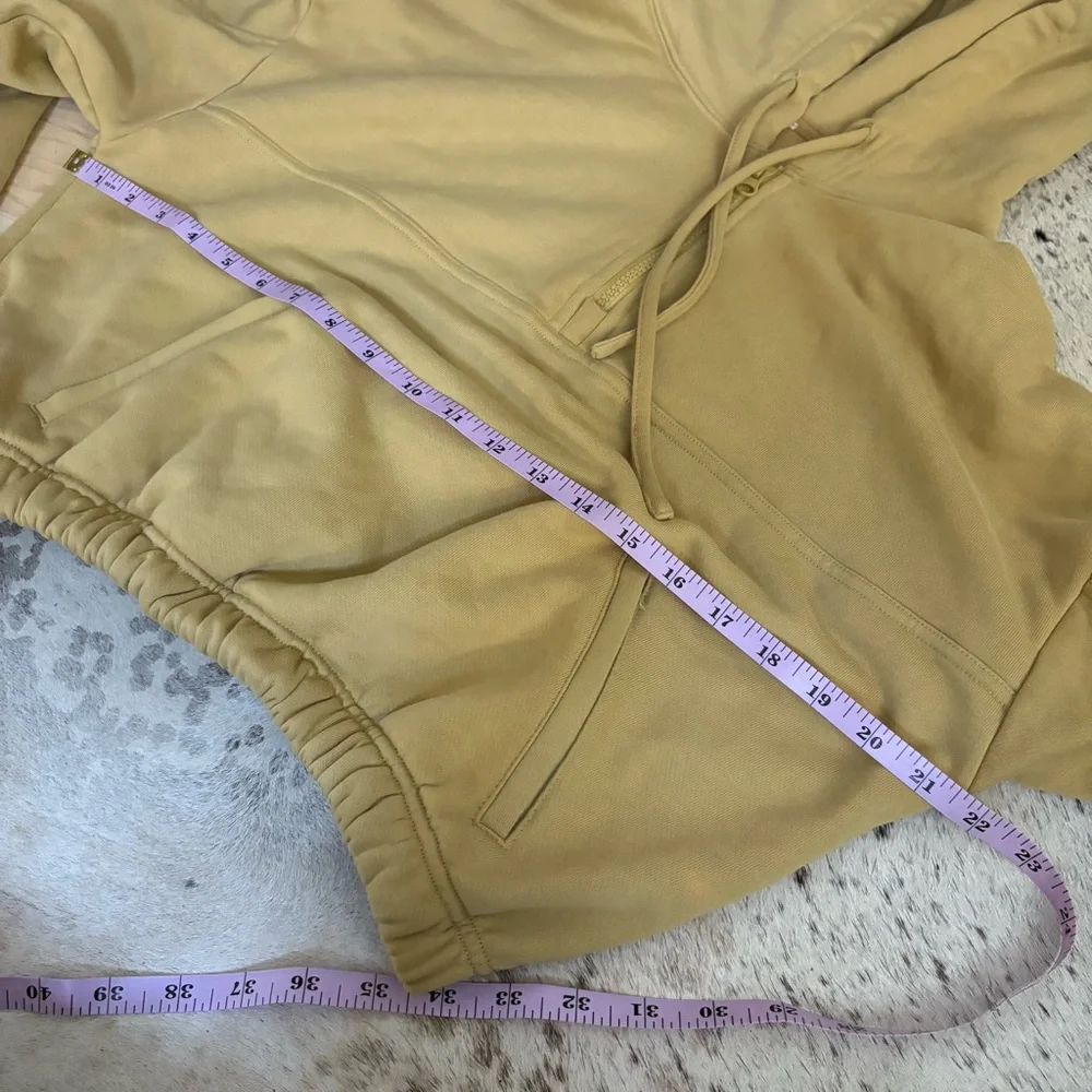 ALO Yoga size small